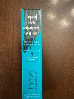 thrive causemetics Liquid Lash Extensions Mascara - Teal and Black Accents